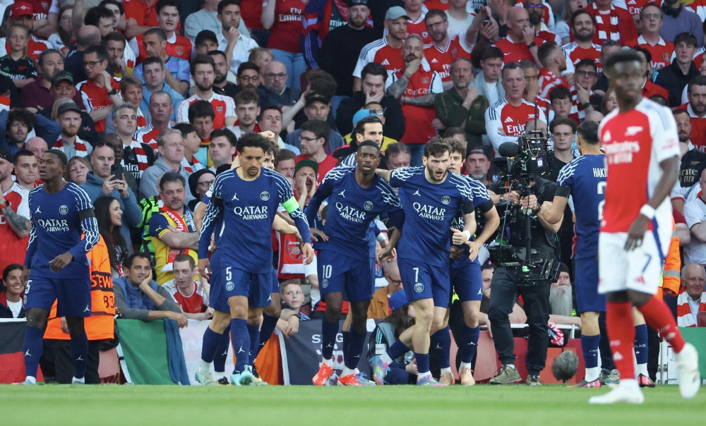 徐昕单场14+7获主帅认可！承诺给足球权锻炼，广东成最大赢家！（徐昕一战14分7板获主帅力挺：将获更多球权锻炼，广东成最大赢家）