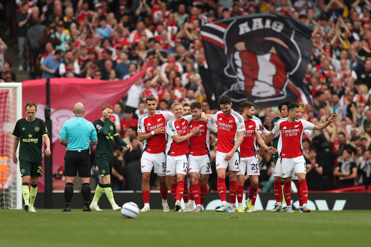 迪马济奥：罗马无法满足狼队对法比奥-席尔瓦的要价