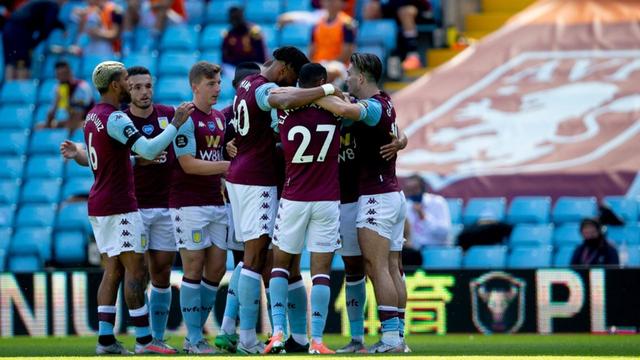 西超杯-亚马尔破门姆巴佩建功 巴萨5-2皇马夺冠（西超杯：亚马尔破门、姆巴佩建功，巴萨5-2击败皇马捧杯）