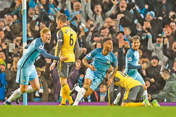 球迷：今天这队真的帅疯了