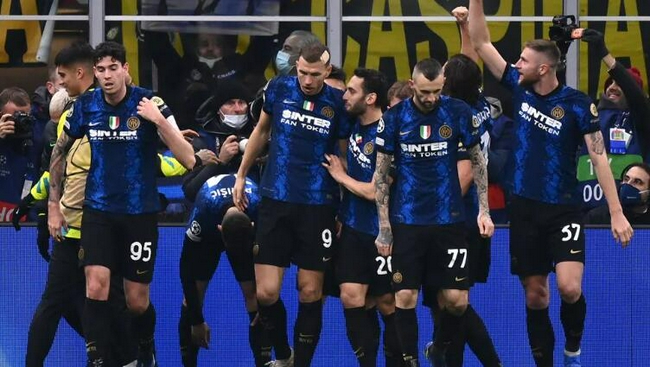 泰州主帅谈苏超夺冠：我们做得还不错，球员心理承受能力很强