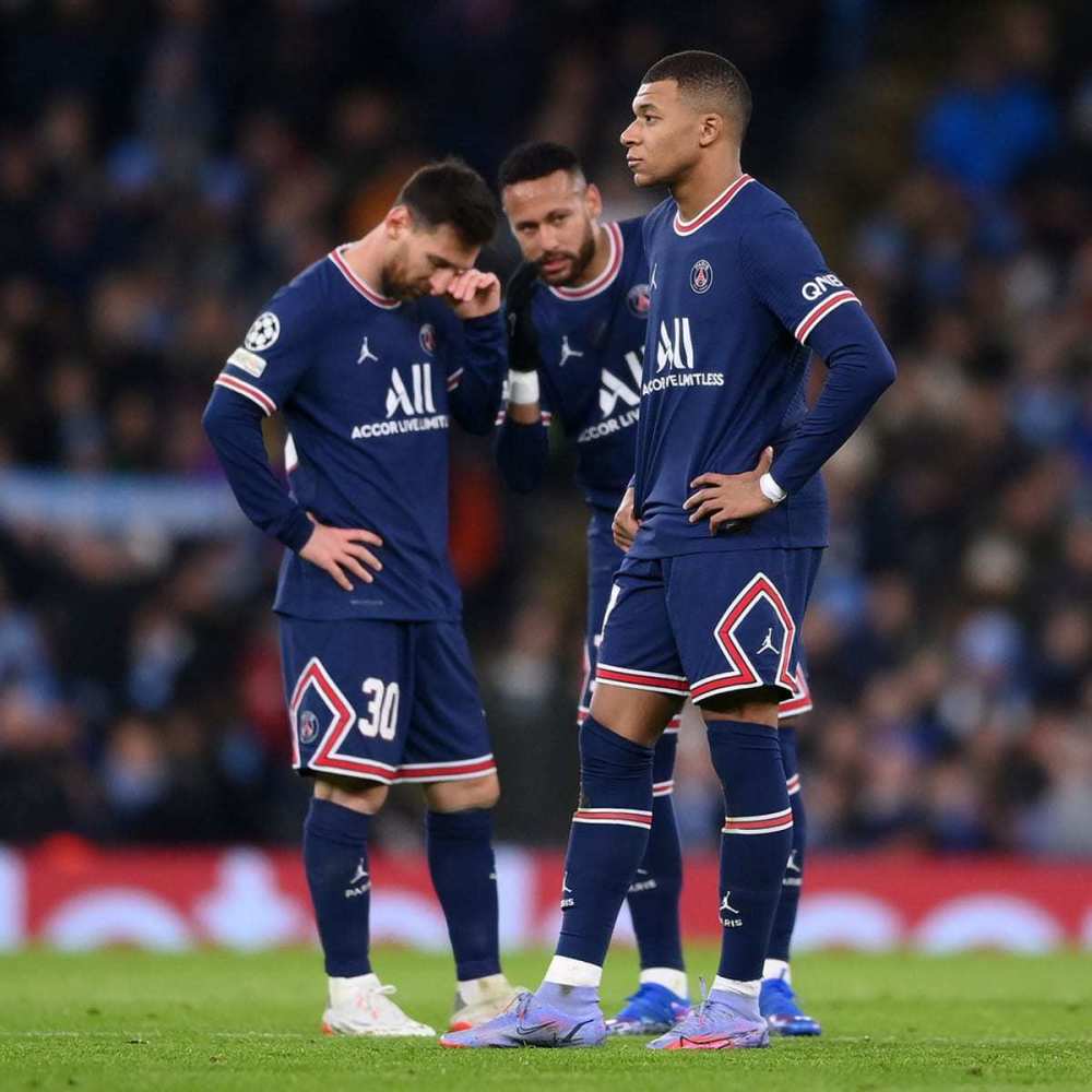 英媒：萨拉赫不打算道歉并有离队计划，本周末英超他不会出场（英媒称萨拉赫无意道歉且有离队打算，本周末英超将缺席）