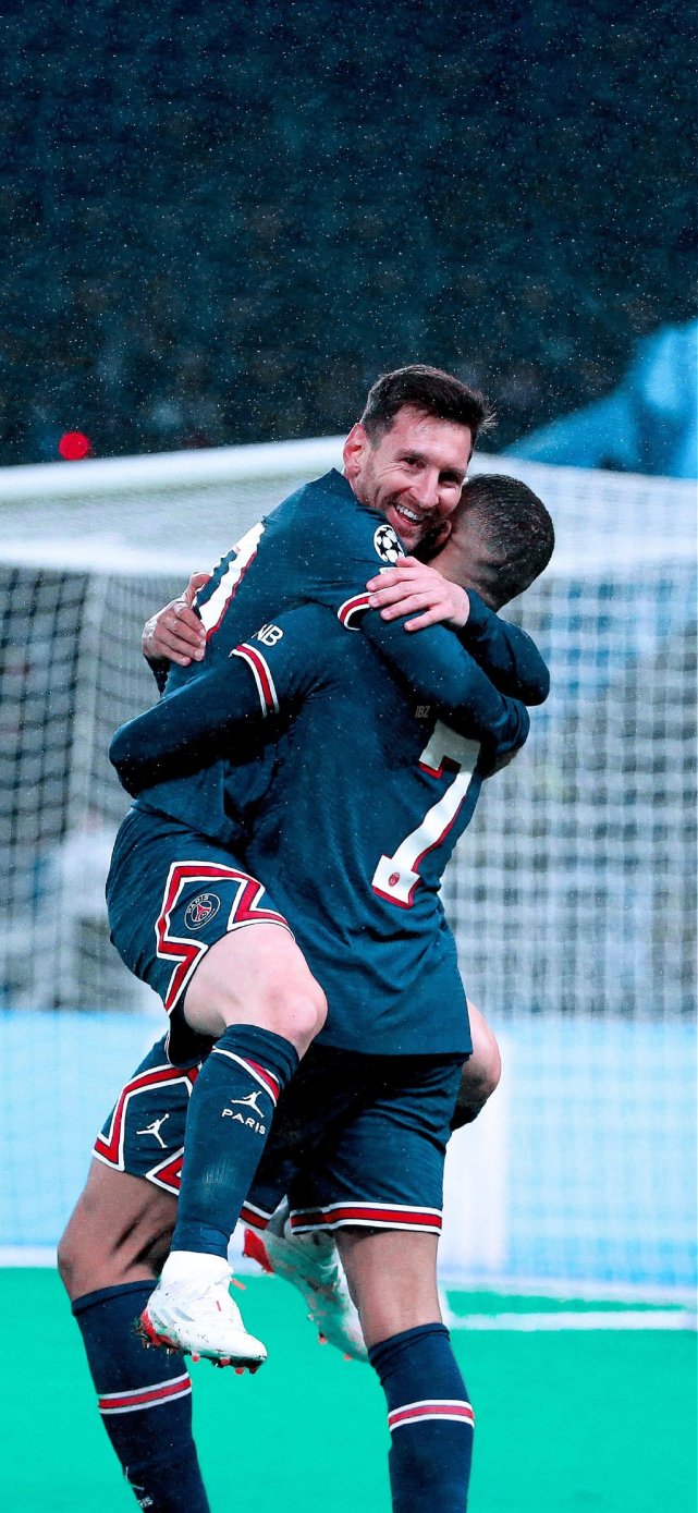 女子手球世锦赛中国队首胜刘婵狂轰10球 德国队无敌横扫率先进八强