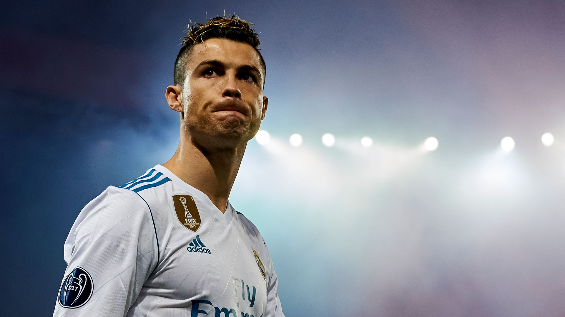 格纳布里传射建功助拜仁3比1胜葡萄牙体育