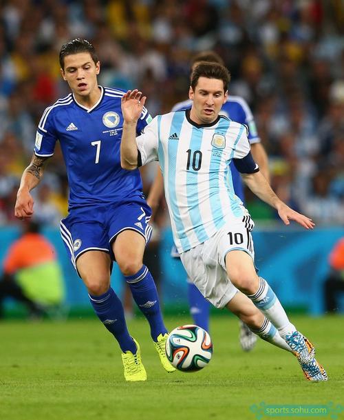 全运会男足U20半决赛对阵：广东vs上海，湖北vs山东