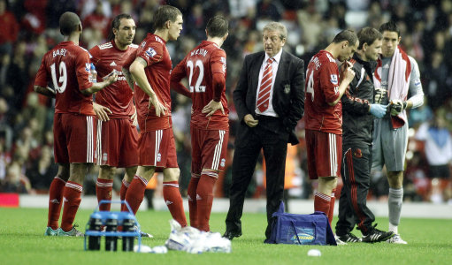 外媒：下赛季欧冠联赛阶段用球将采用白+薄荷绿+紫创新配色（外媒称：下赛季欧冠联赛阶段比赛用球将启用白、薄荷绿与紫的全新配色）