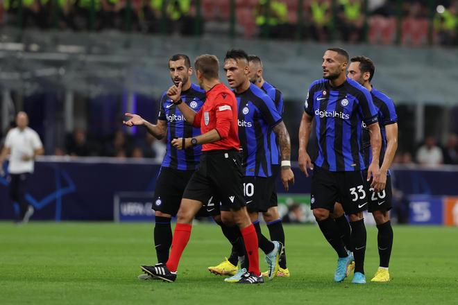 海牛vs三镇：5外援PK4外援，买乌郎先发，帕拉西奥斯替补