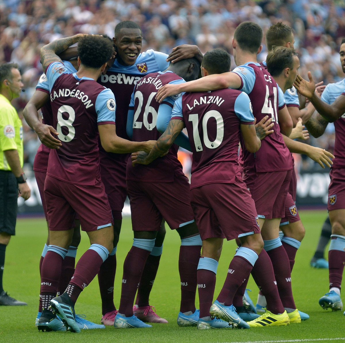 C罗：我和乔治娜计划世界杯后再举行婚礼，带着奖杯去庆祝